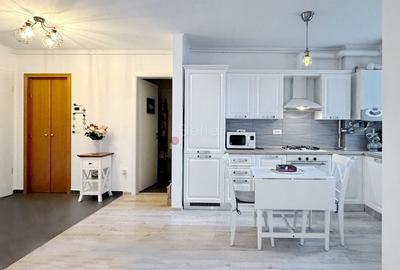 Apartament cu 2 camere decomandat, mobilat în Tractorul - 3