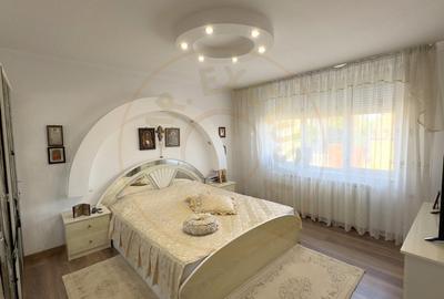 Casa 5 camere P+1 Teren 1010 mp Str. Agoston - Carei - Comision 0% - 7