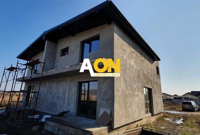 1/2 Duplex, 3 camere, 3 bai, 212 mp teren,  Alba - Micesti - 2