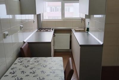 Apartament cu 3 camere decomandat în Central - 4