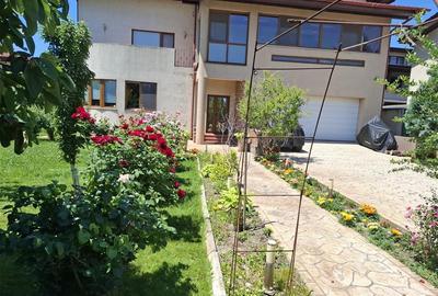 Casă individuală cu 7 camere cu Canalizare în Dobroești - 16