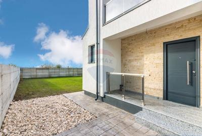 Casă cu 5 camere cu Teren 504 Mp în Mogoșoaia - 23