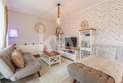 Apartament cu 2 camere semidecomandat, mobilat în Tractorul - 3