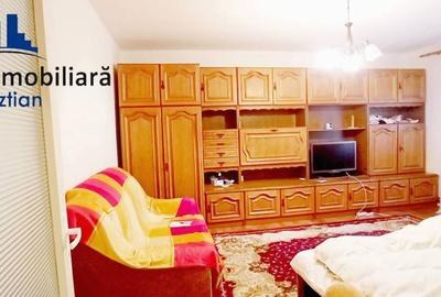 Apartament cu 3 camere decomandat în Burdea