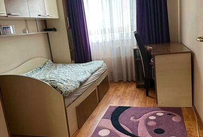 Apartament cu 3 camere semidecomandat în Găvana - 3