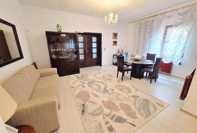 Casă cu 7 camere cu Teren 360 Mp în Central - 4