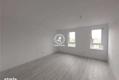 Casă cu 7 camere cu Teren 450 Mp în Valea Lupului
