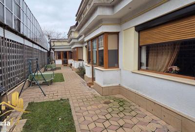Casă cu Teren 471 Mp în Central