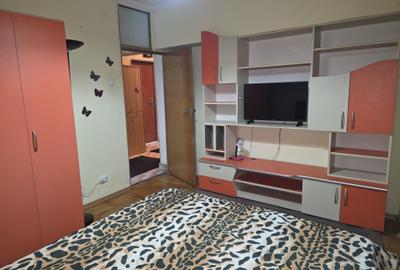 Apartament cu 2 camere decomandat în Frații Golești - 1