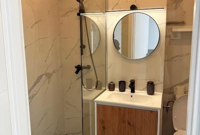 Garsonieră 41mp  renovată instalatii metrou piața Veteranilor călduroasă iarna - 3