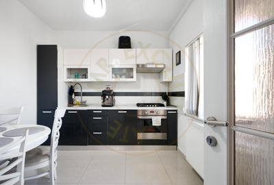 Apartament cu 4 camere decomandat, mobilat în Eremia - 3