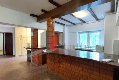 Spa?iu birouri ultracentral 100 mp, balcon, mobilat par?...
