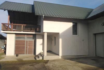 Casă cu 4 camere cu Teren 177 Mp în Mitocu Dragomirnei - 3