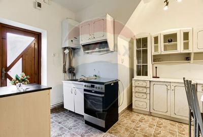Apartament cu 3 camere de inchiriat in zona Central - 10