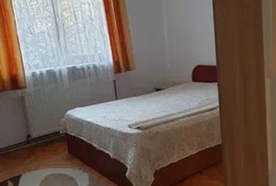 Apartament cu 4 camere, decomandat, zona Mircea Cel Batran Apartament cu 4 camere, decomandat, zona Mircea Cel Batran - 1