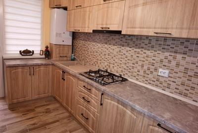 Apartament cu 3 camere decomandat în Sânpetru - 2
