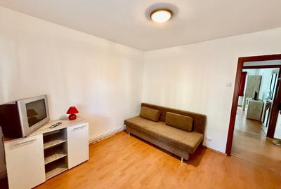 Apartament 2 camere, decomandat, situat Intre Lacuri - 6