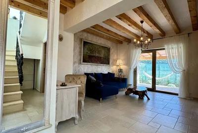 Casă cu 4 camere cu Teren 300 Mp în Tractorul - 31