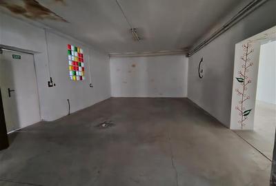 Spațiu comercial, de 365 mp, în Central - 5