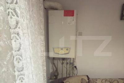 Casa de vanzare 5 camere + dependente - 26