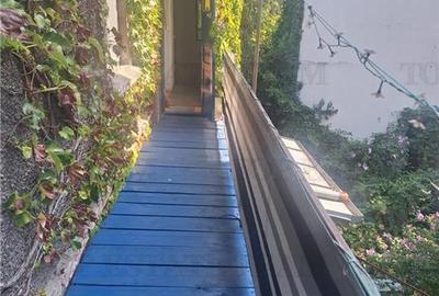 Apartament cu teren privat in proprietate. stefan cel mare - 10