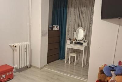 Apartament cu 2 camere semidecomandat, mobilat în Pajura - 4