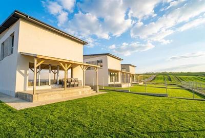 Casă cu 4 camere cu Garaj în Miroslava - 2