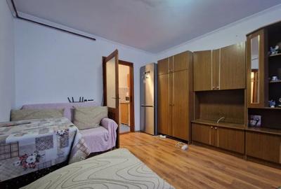 Camera de camin cu baie si bucatarie - zona Tractorul - 6