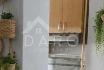 Apartament cu 3 camere decomandat în Central - 2