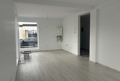 Casă cu 4 camere cu Teren 350 Mp în Berceni - 8