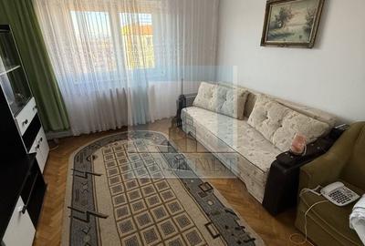 Apartament cu 3 camere decomandat în Florilor - 5