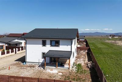 Duplex cu 4 camere cu Teren 350 Mp în Tărlungeni - 6