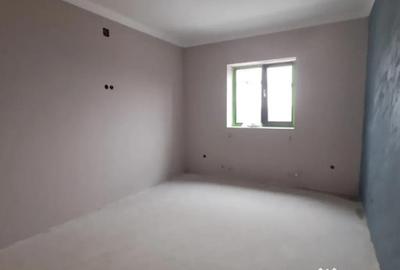 Casă cu 3 camere cu Teren 450 Mp în Horlești - 3