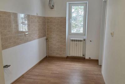 Apartament cu 2 camere decomandat în Pajura - 4