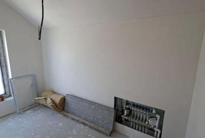 Casă cu 3 camere cu Teren 280 Mp în Berceni - 1