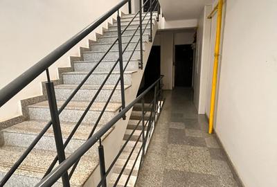 Apartament cu o cameră,etaj 2,zona Metalurgie+loc de parcare - 2