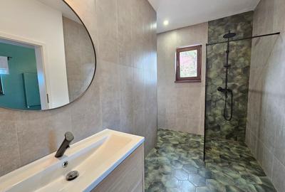 Casă individuală cu 4 camere cu Teren 550 Mp în Snagov - 14