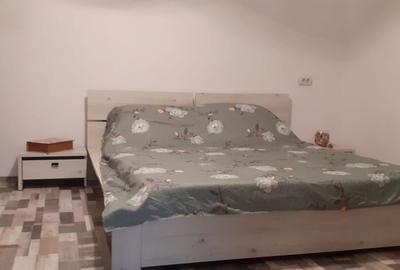 Casă cu 4 camere cu Canalizare în Central - 6