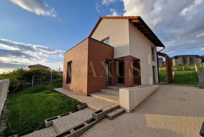 Casă individuală cu 5 camere cu Canalizare în Chinteni - 1