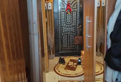 Apartament cu 2 camere decomandat în Micro 15