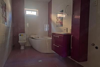 Casă cu 3 camere cu Teren 540 Mp în Central - 2