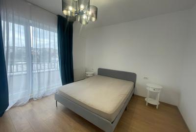 Apartament cu 2 camere decomandat, mobilat în Tractorul - 4