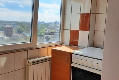 Apartament decomandat în Titan