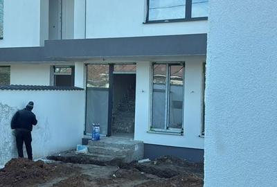 Casă cu 3 camere în Central - 2