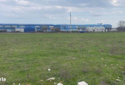 Teren de 1000 mp, în Central - 4