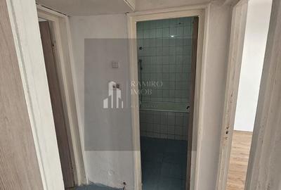 Apartament cu 3 camere decomandat în Alexandriei - 7