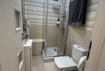 Apartament cu 3 camere decomandat în Roșu - 4