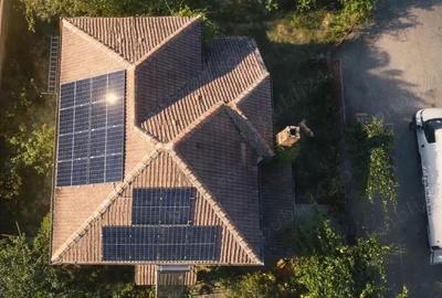 Casă cu Teren 3074 Mp în Cordun - 3