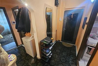 Resita, 3 Cam. Dec., Micro 4 - 4