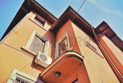 Zero comision, vila cocheta in zona Berzei, birou - comercial, 9' [M] - 1